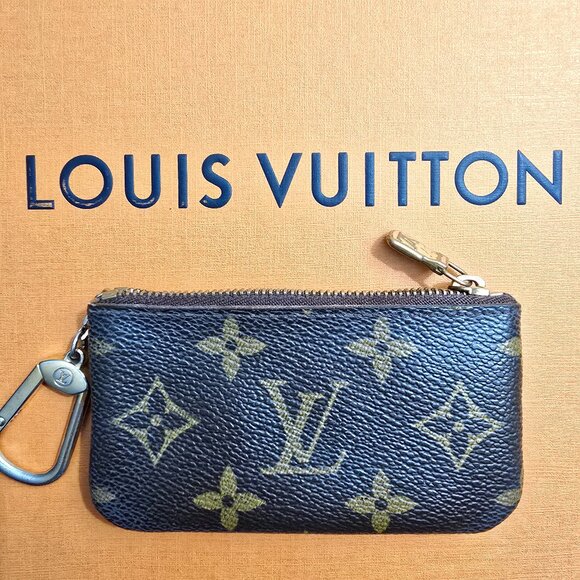 Louis Vuitton Monogram Key Pouch - Picture 1 of 7